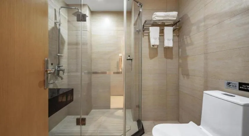 Xana Hotelle Chengdu East Railway Station Kaide Plaza