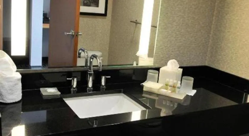 THE HOTEL AT KIRKWOOD CENTER