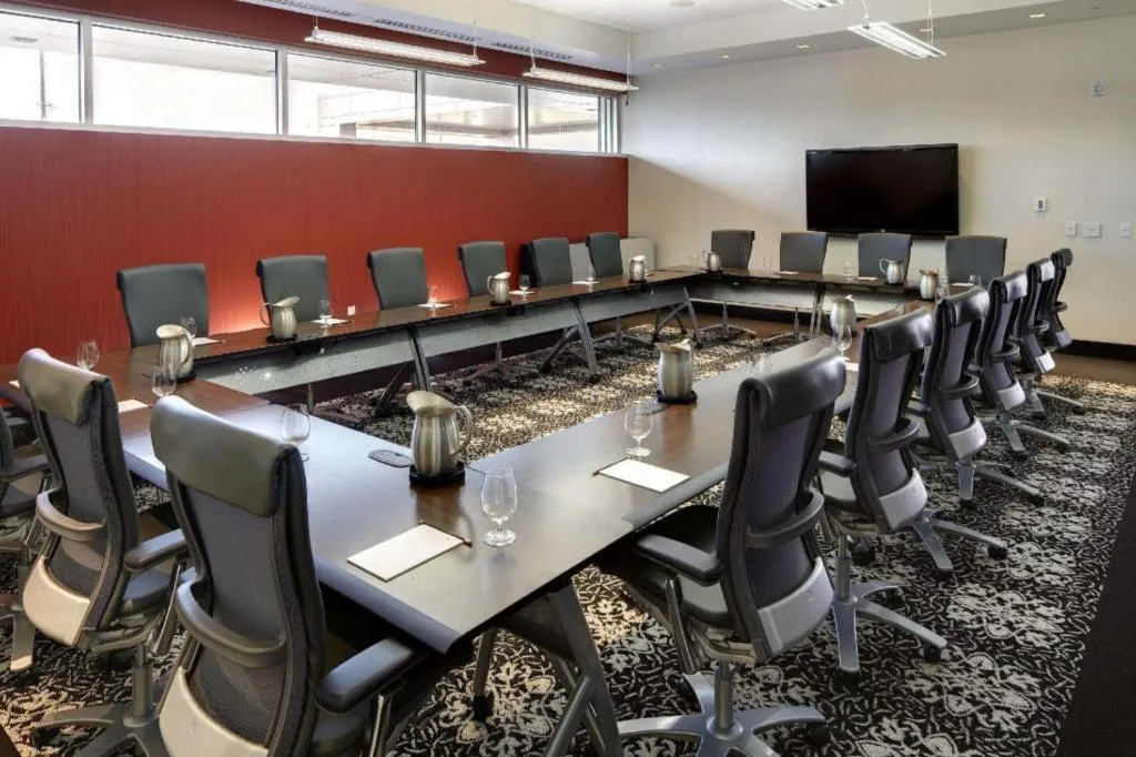 THE HOTEL AT KIRKWOOD CENTER