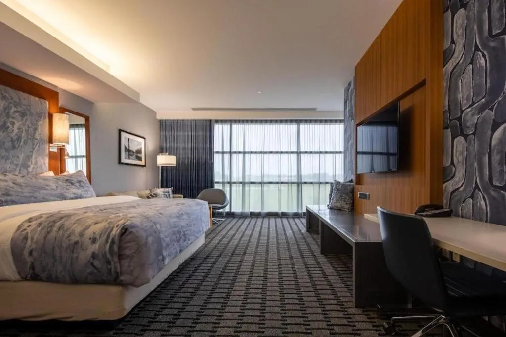 Bed in THE HOTEL AT KIRKWOOD CENTER