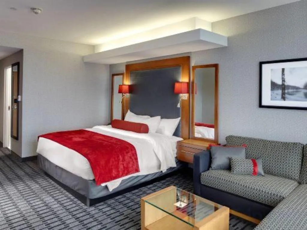 Bed in THE HOTEL AT KIRKWOOD CENTER