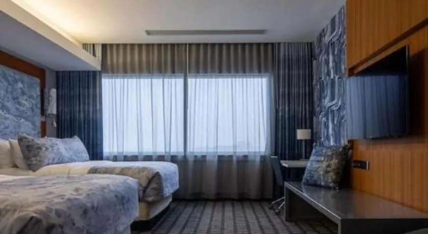 Bed in THE HOTEL AT KIRKWOOD CENTER