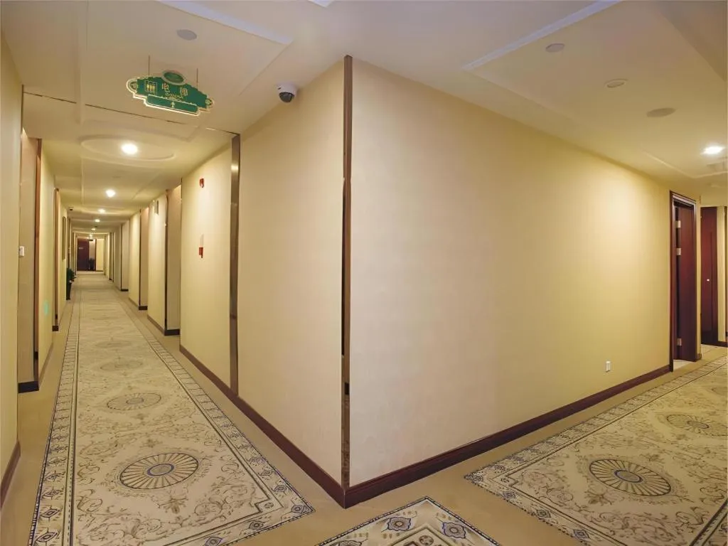 Vienna 3 Best Hongqiao Exhibition Center Beiqing Highway