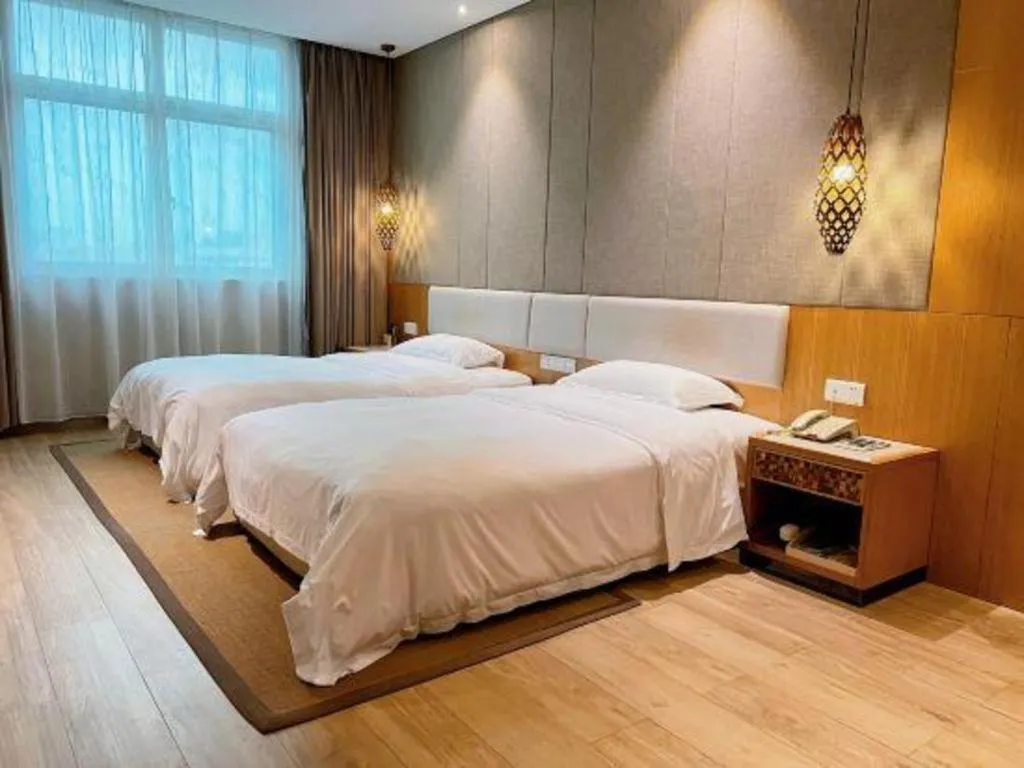 Bed in Excemon Beach Hotel Beihai