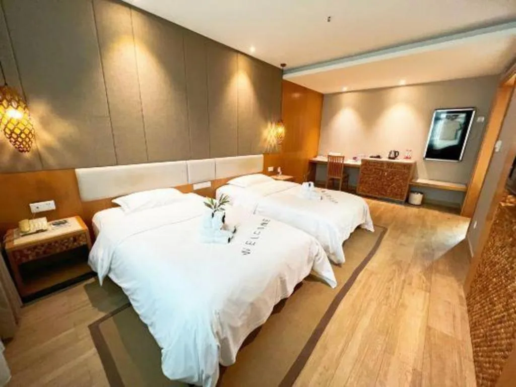 Bed in Excemon Beach Hotel Beihai