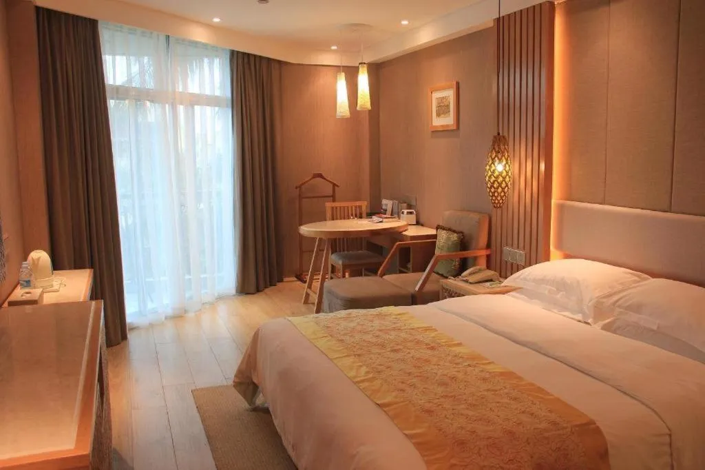 Bed in Excemon Beach Hotel Beihai