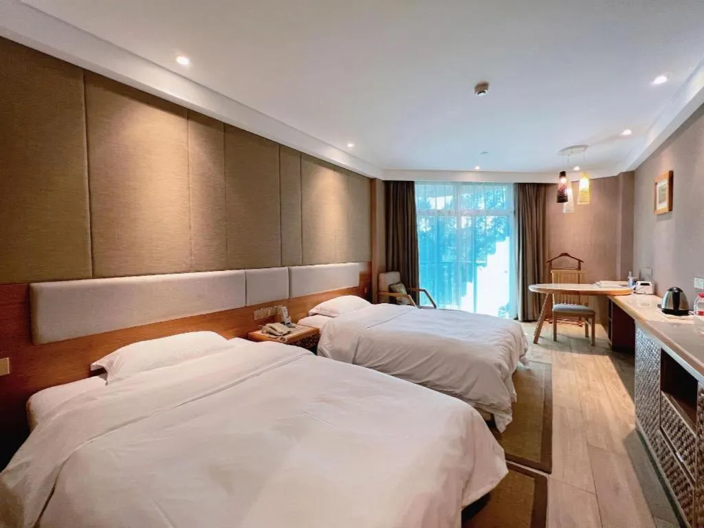Bed in Excemon Beach Hotel Beihai