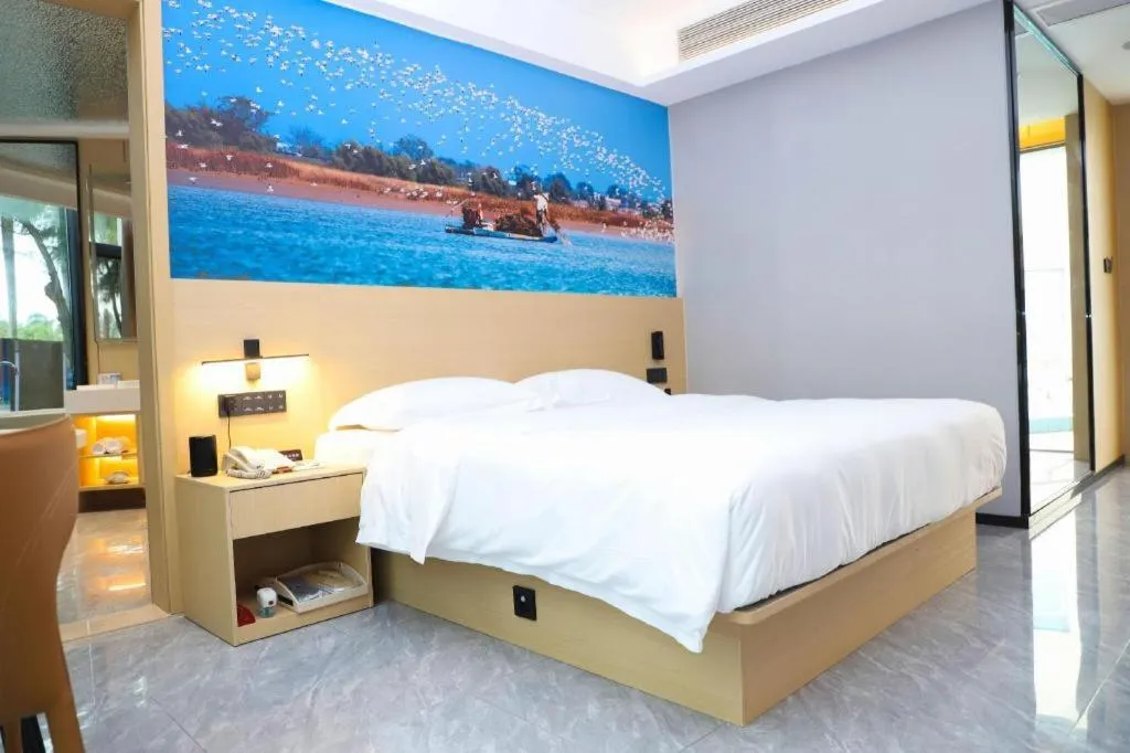 Bed in Excemon Beach Hotel Beihai