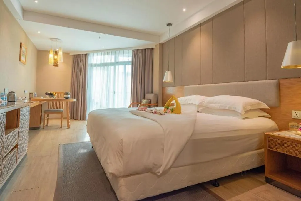 Bed in Excemon Beach Hotel Beihai
