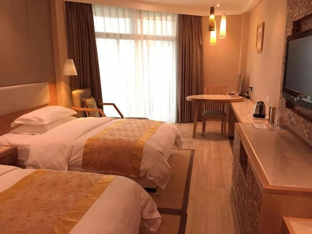 Bed in Excemon Beach Hotel Beihai