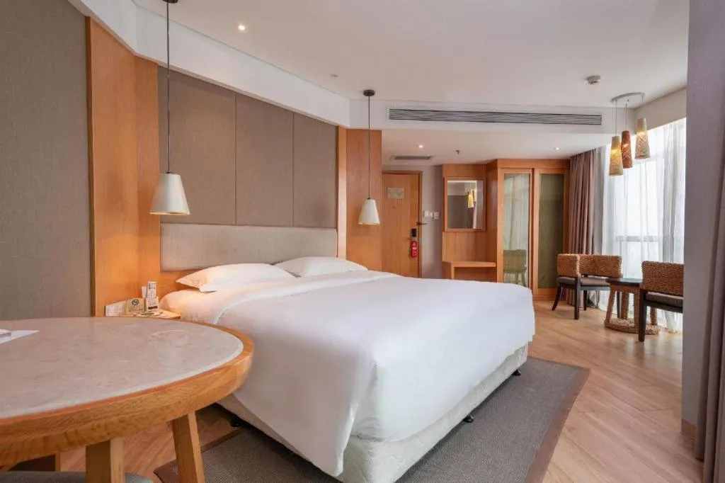 Bed in Excemon Beach Hotel Beihai