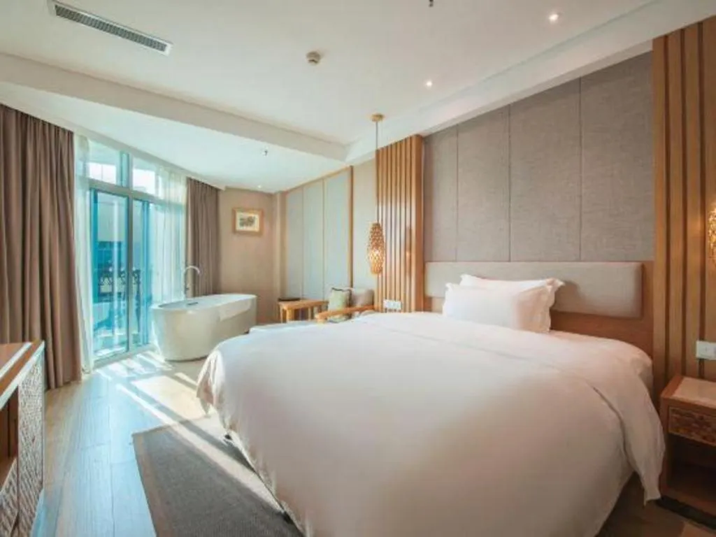 Bed in Excemon Beach Hotel Beihai