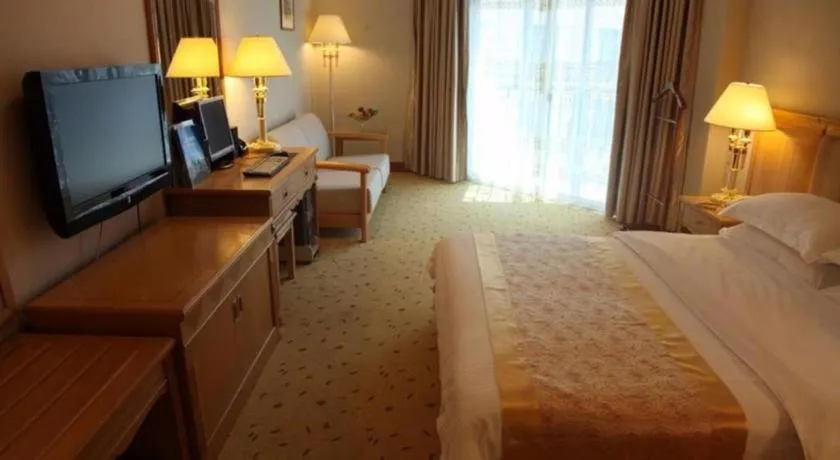 Bed in Excemon Beach Hotel Beihai