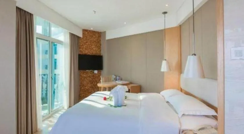 Bed in Excemon Beach Hotel Beihai