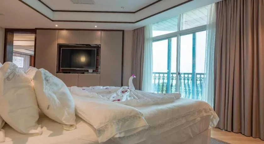 Bed in Excemon Beach Hotel Beihai