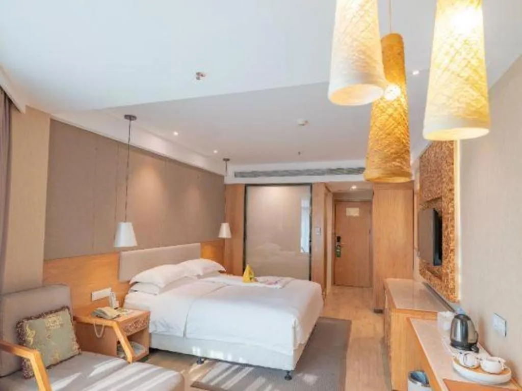 Bed in Excemon Beach Hotel Beihai