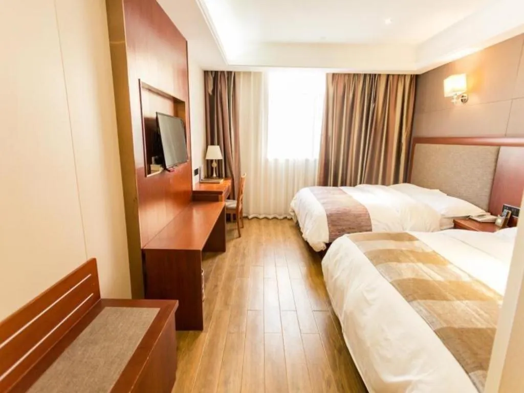 Bed in GreenTree Alliance Disneyland North Gate