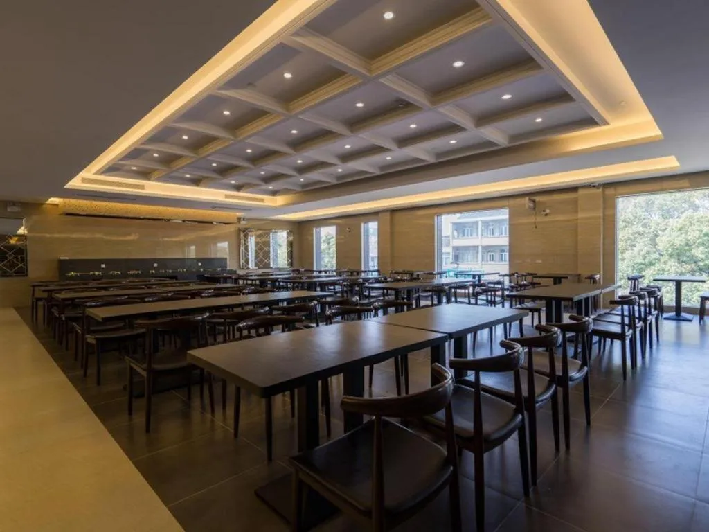 GreenTree Alliance Disneyland North Gate