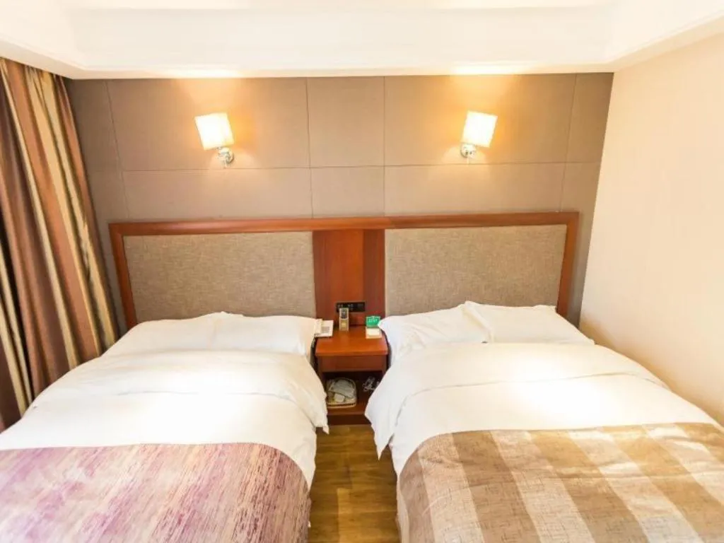 Bed in GreenTree Alliance Disneyland North Gate