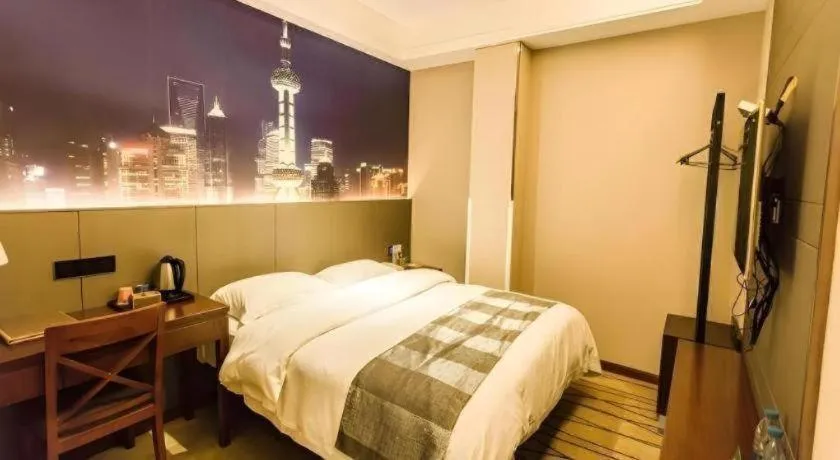 Bed in GreenTree Alliance Disneyland North Gate