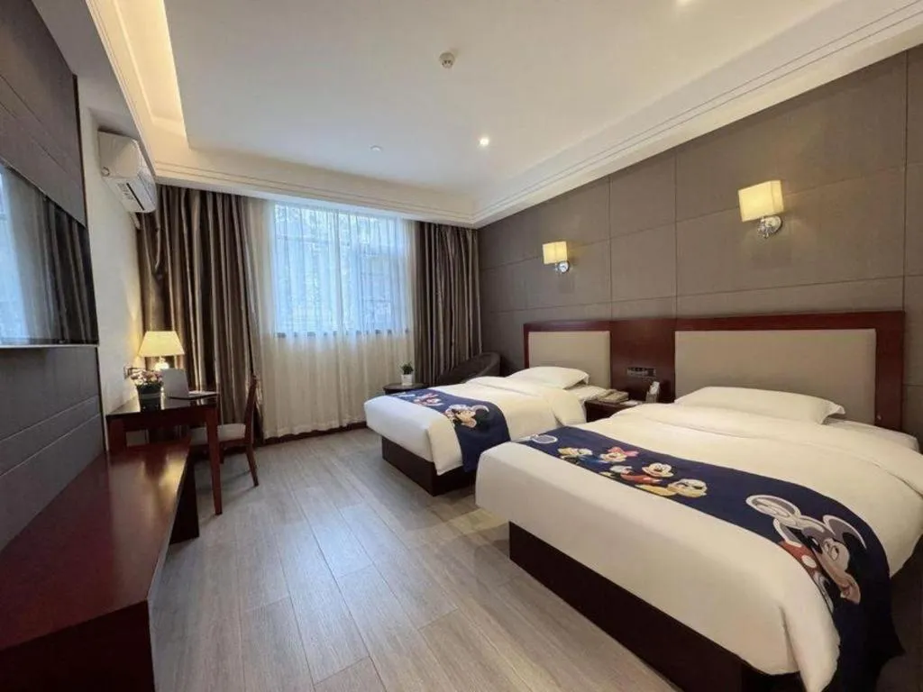 Bed in GreenTree Alliance Disneyland North Gate