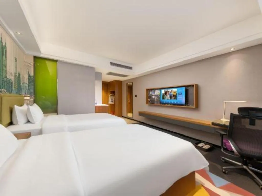 Bed in Hampton by Hilton Guangming Shenzhen