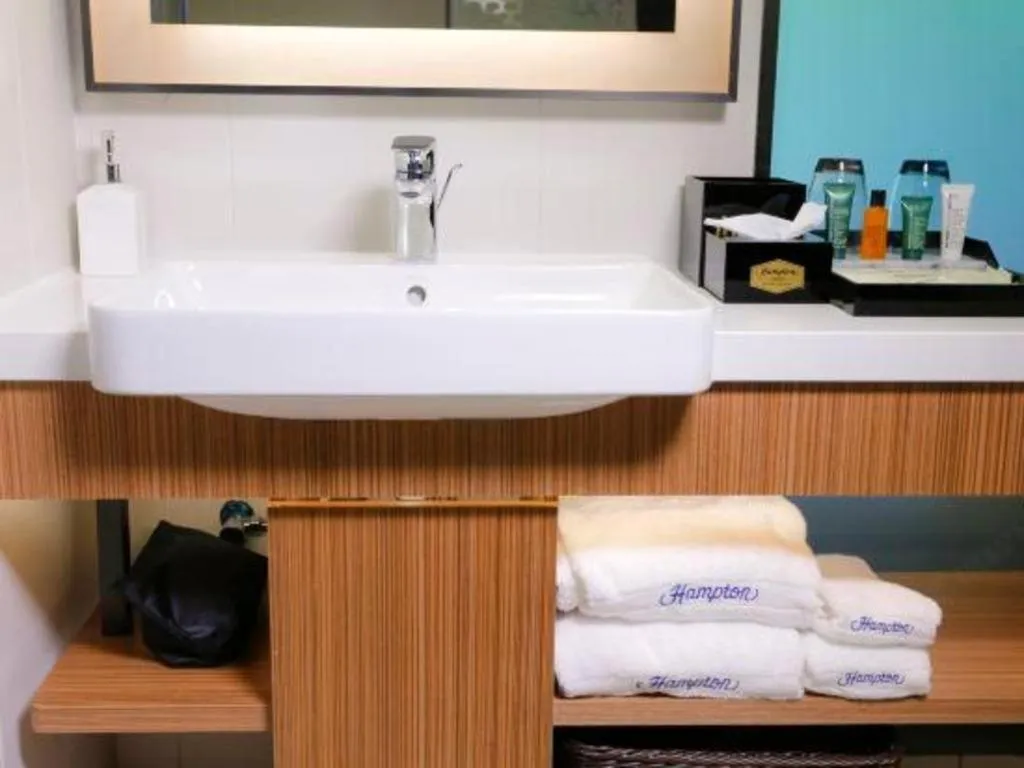 Bed in Hampton by Hilton Guangming Shenzhen