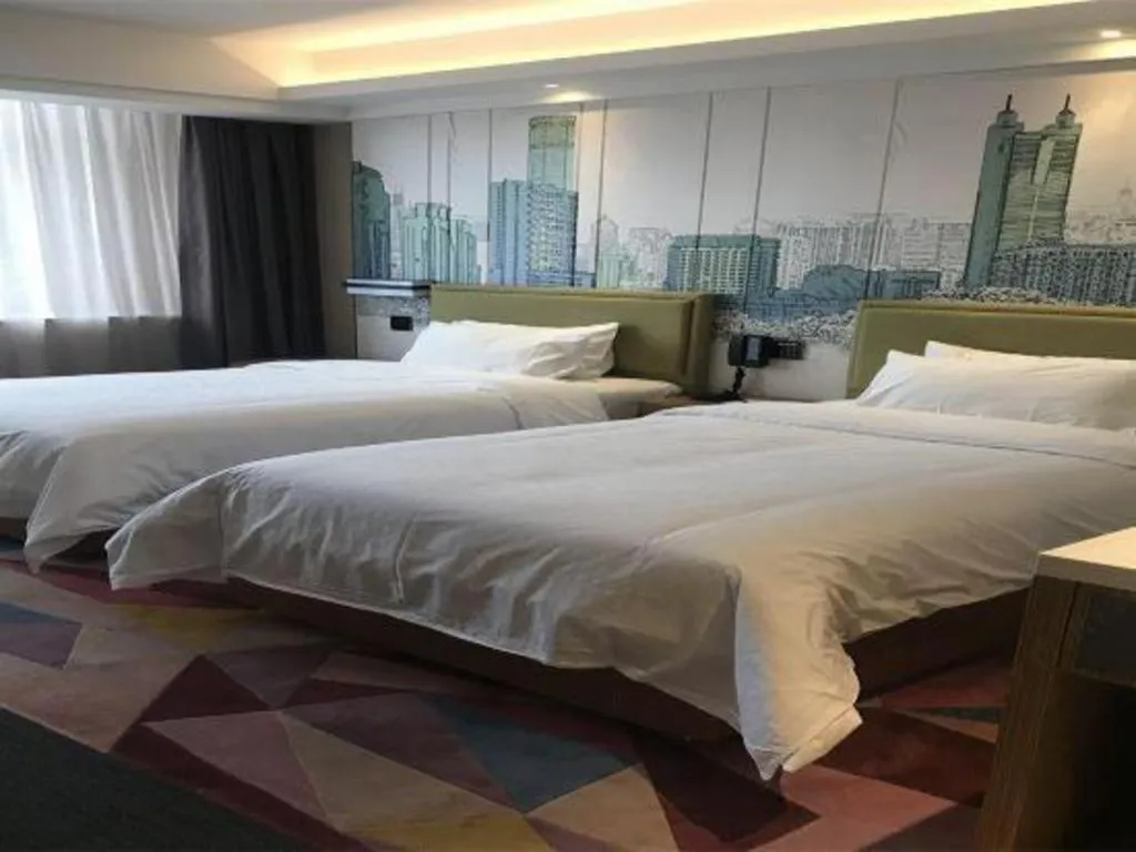 Bed in Hampton by Hilton Guangming Shenzhen
