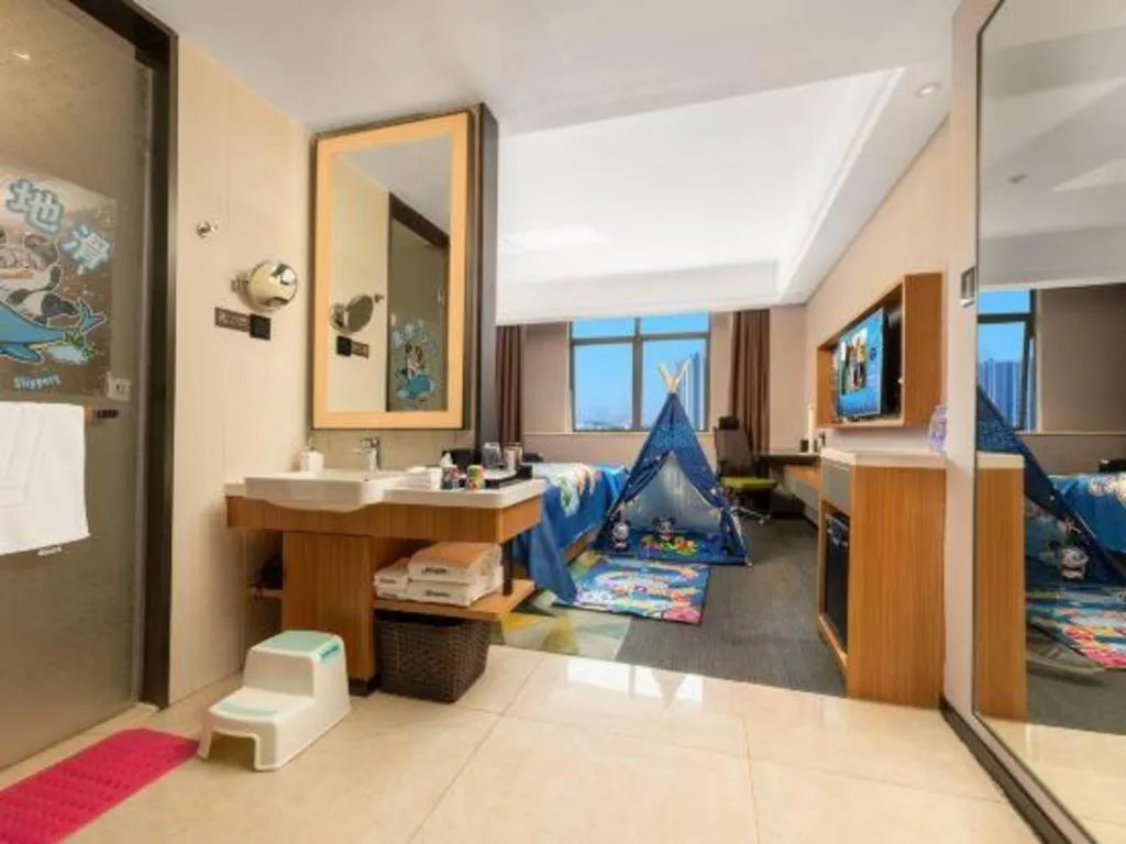 Bed in Hampton by Hilton Guangming Shenzhen