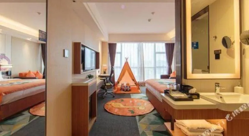 Bed in Hampton by Hilton Guangming Shenzhen