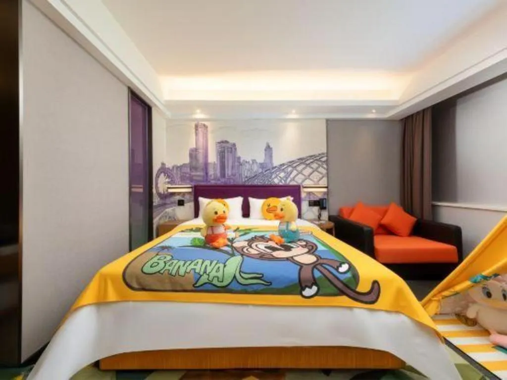 Bed in Hampton by Hilton Guangming Shenzhen