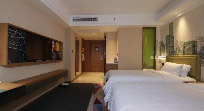 Bed in Hampton by Hilton Guangming Shenzhen