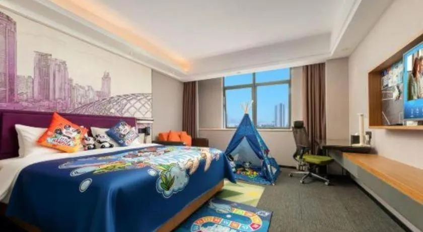 Bed in Hampton by Hilton Guangming Shenzhen