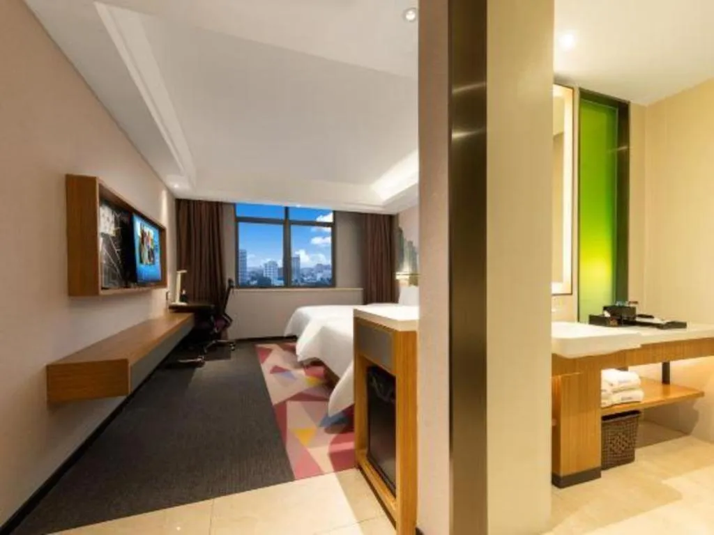 Bed in Hampton by Hilton Guangming Shenzhen