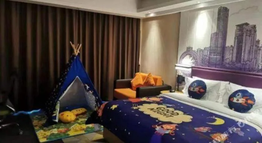 Bed in Hampton by Hilton Guangming Shenzhen