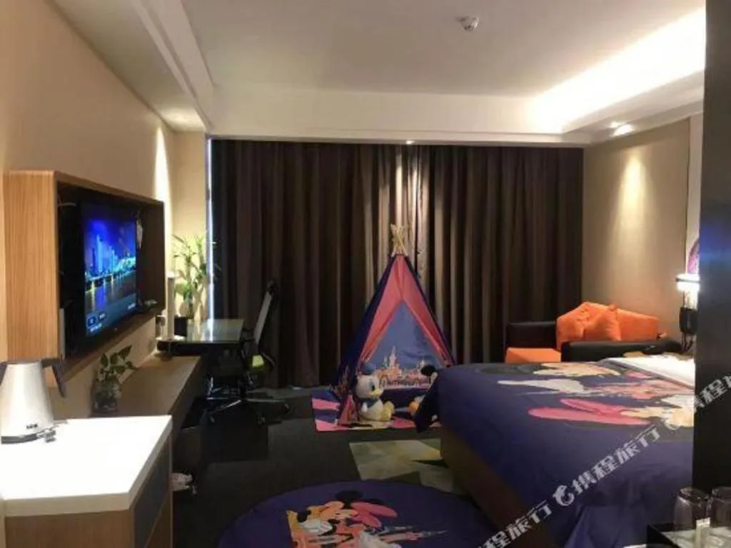 Bed in Hampton by Hilton Guangming Shenzhen