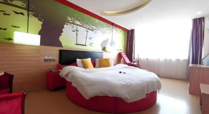 Bed in Thank Inn Hotel Jiangsu Suzhou Luzhi Ancient Town Scenic Area