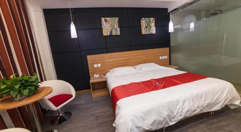 Bed in Thank Inn Plus Hotel Wuxi Xishan District Leather City