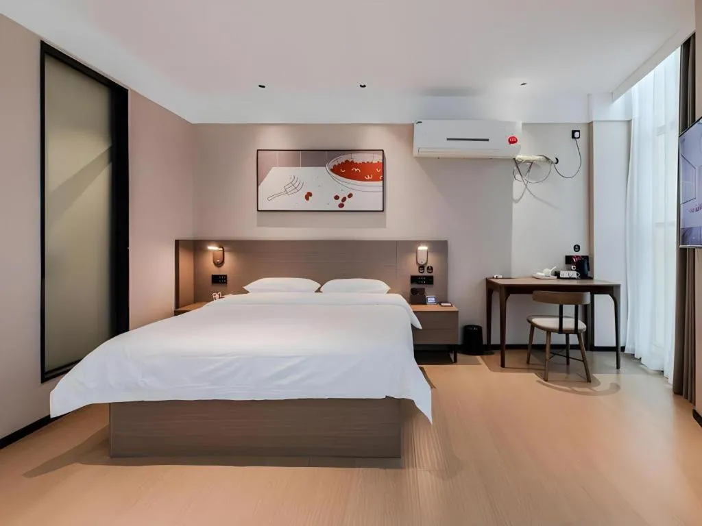 Bed in Thank Inn Hotel Hebei Hengshui Ronghua North Street