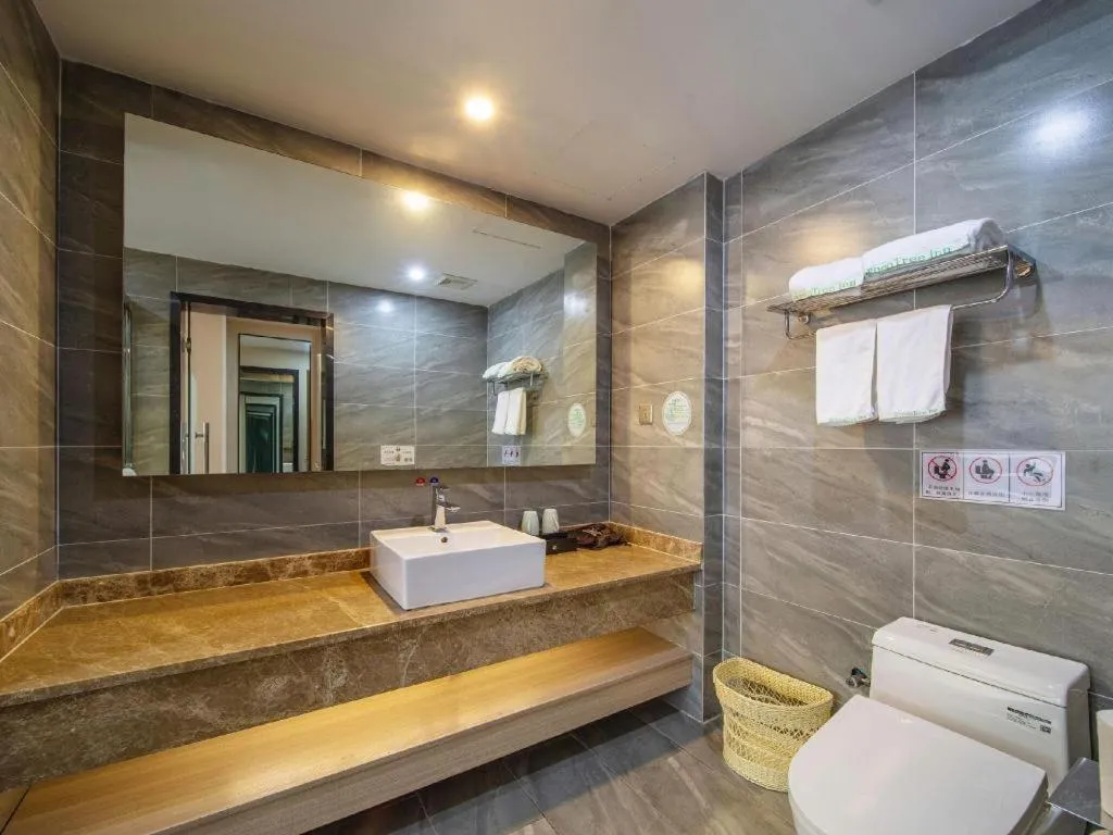 GreenTree Inn Ningbo Hangzhou Wan New District Lishi Square Business Hotel