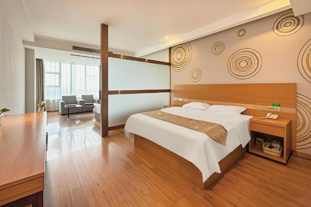 Bed in GreenTree Inn Ningbo Hangzhou Wan New District Lishi Square Business Hotel