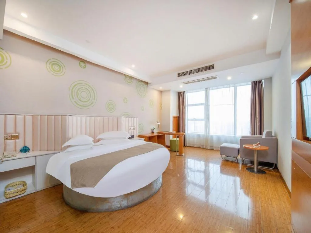 Bed in GreenTree Inn Ningbo Hangzhou Wan New District Lishi Square Business Hotel