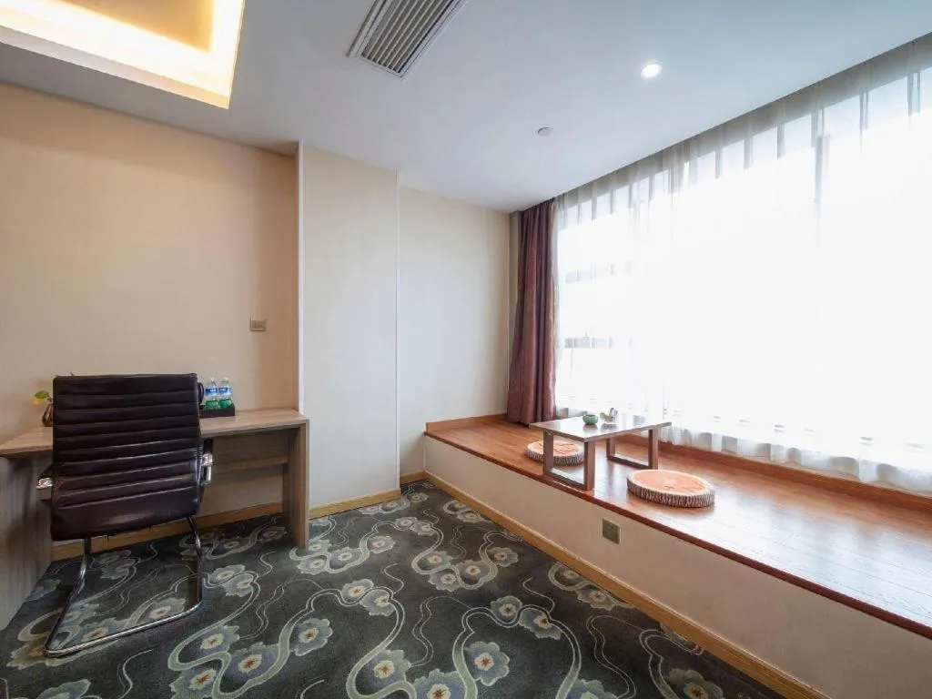 GreenTree Inn Ningbo Hangzhou Wan New District Lishi Square Business Hotel