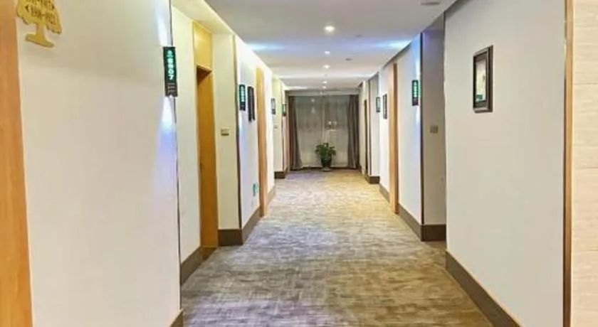 GreenTree Inn Ningbo Hangzhou Wan New District Lishi Square Business Hotel