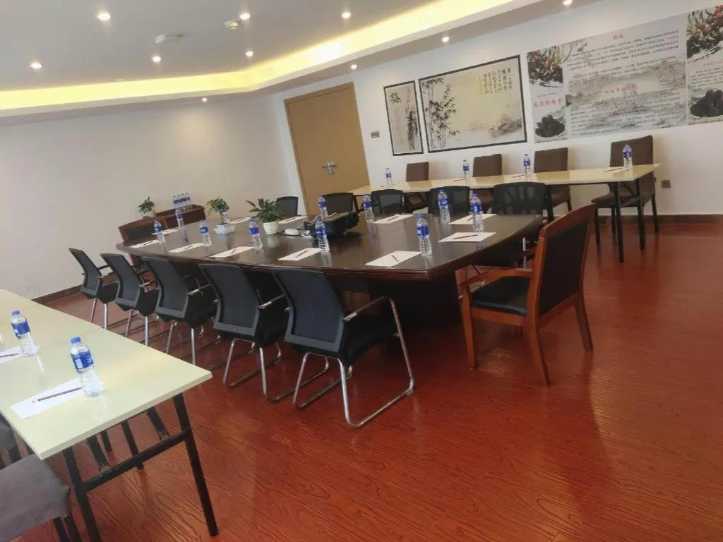 GreenTree Inn Ningbo Hangzhou Wan New District Lishi Square Business Hotel