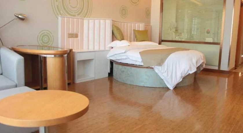 Bed in GreenTree Inn Ningbo Hangzhou Wan New District Lishi Square Business Hotel