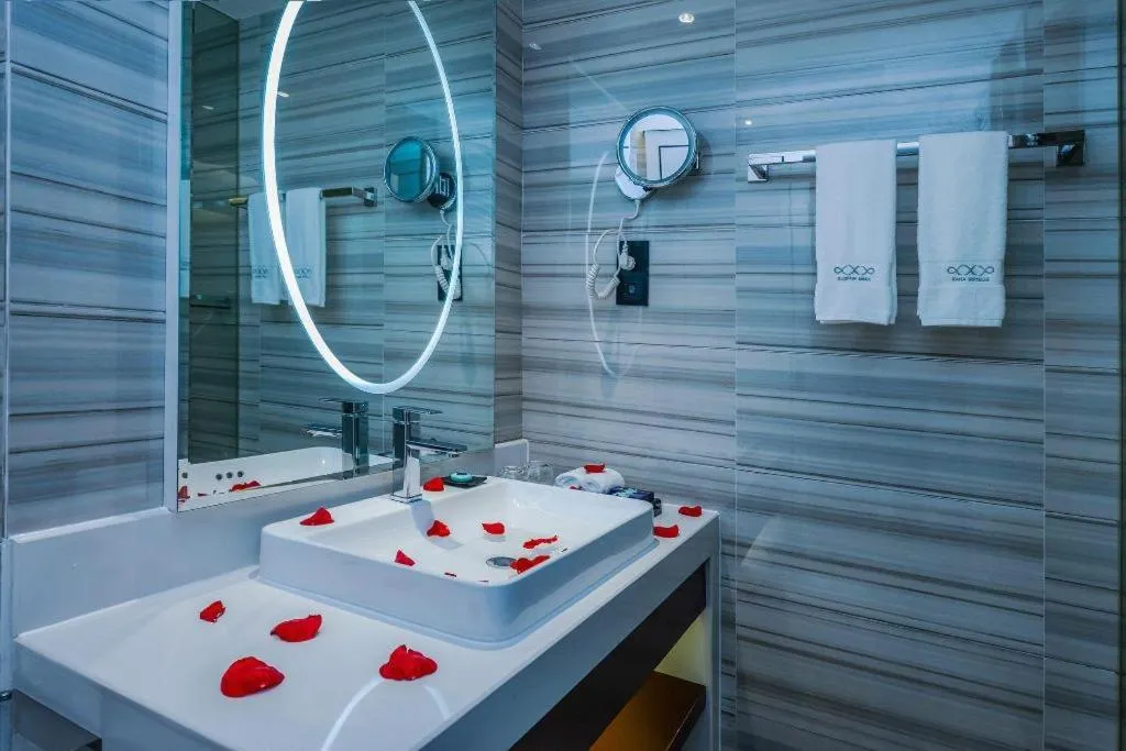 Xana Hotelle Chongqing Jiefangbei Center Branch