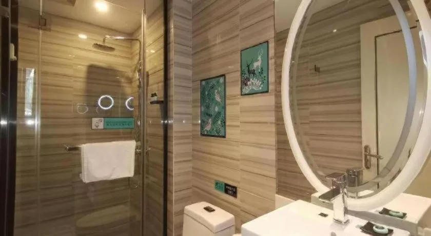 Xana Hotelle Chongqing Jiefangbei Center Branch