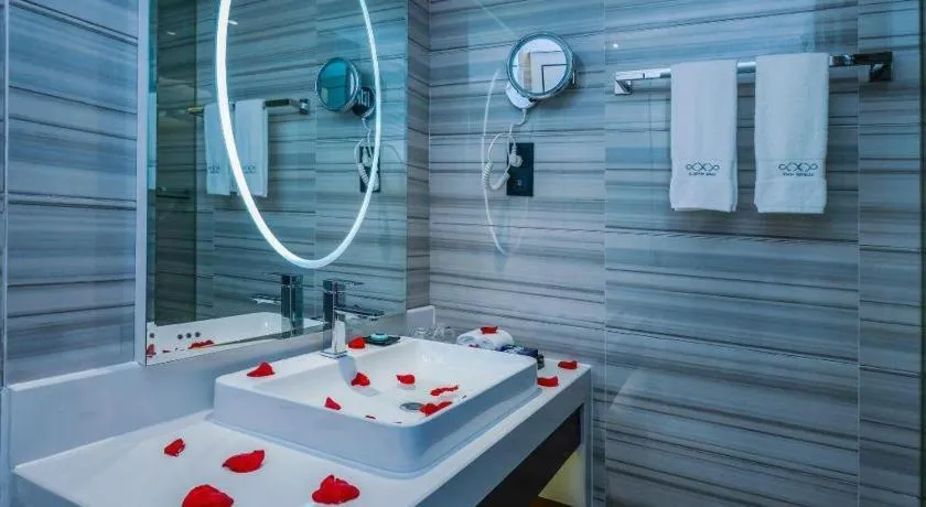 Xana Hotelle Chongqing Jiefangbei Center Branch