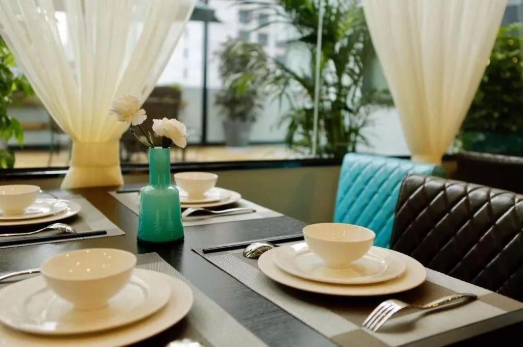 Xana Hotelle Chongqing Jiefangbei Center Branch